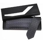 Krawatte und Einstecktuch grau