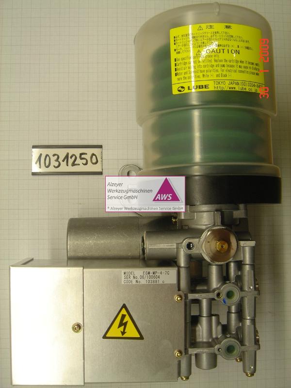EGM-MP-4-7C FETTPUMPE INCL. FS-2 700CC