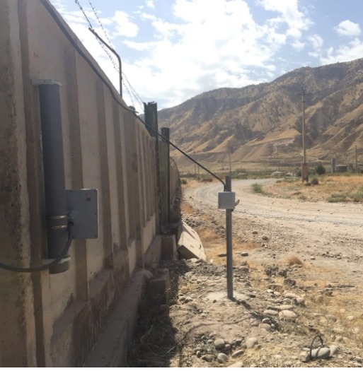 Une photo du détecteur FMW de Tajikistan.