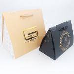 Schwarz – Cremefarbene Pyramiden-Luxuspapier-Geschenktüten