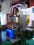 Halbautomatische und vollautomatische Abfüllmaschine für Flüssigkeiten