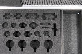 Koffer schwarz mit gefrästem Inlay inkl Zubehörfach für Barista