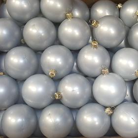 Weihnachtskugeln aus Kunststoff silber-grau Ø7cm mit...