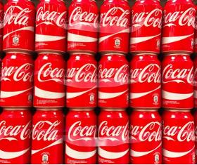 Coca-Cola-0,5-Liter-Flaschen / Coca-Cola-Erfrischungsgetränk