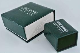 Magnetische Boxen aus grünem Leder für Schmuck