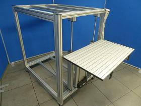 Maschinentisch, leichte oder stabile Ausführung, Aluminium