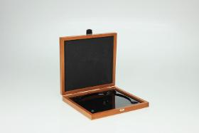 Holzbox / Wooden Media Box