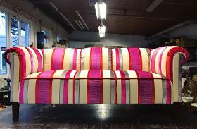 Möbelpolsterei Sofas Polstern neu Restaurieren Aufpolstern Neubezug von Sofas Stoffmöbeln Sesseln Stühlen Liegen