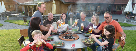 Garten- Grill- und Feuertisch- Ideal für Gastronomie und Hotellerie!