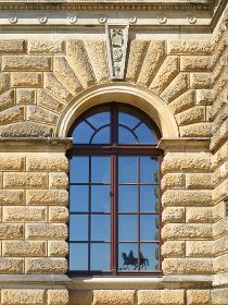 Historisches Glas für Fenster in Baudenkmälern und Kirchen