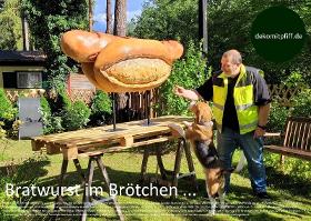 Bratwurst im Brötchen, 165cm Artikelnummer: 6733 I  3D Werbe Figur zur Verkaufsförderung